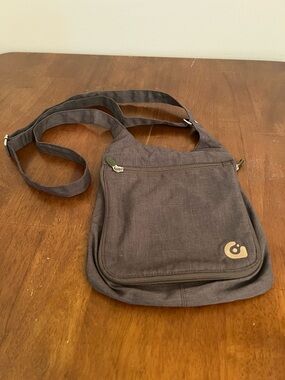 Casual Crossbody Shoulder Bag Excellent Condition